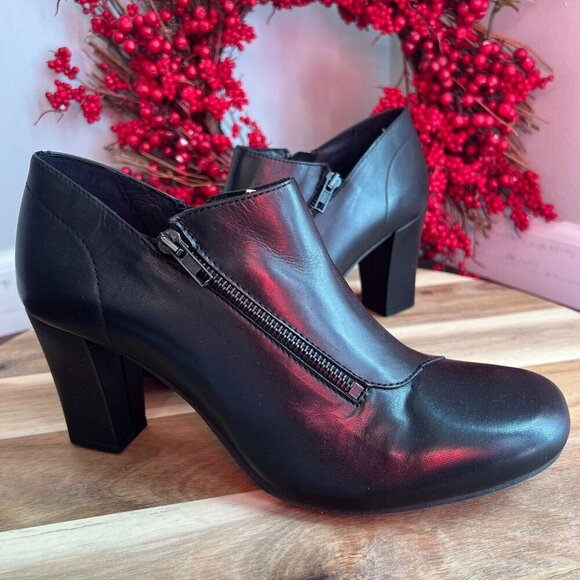 Miz Mooz Leather Side Zip Shootie Hana Brandy 42EU / 10.5-11US in Black - Picture 1 of 11